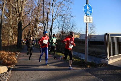 Silvesterlauf 2024 - ALSTOM Parkplatz 5,4 Km und 10,8 Km